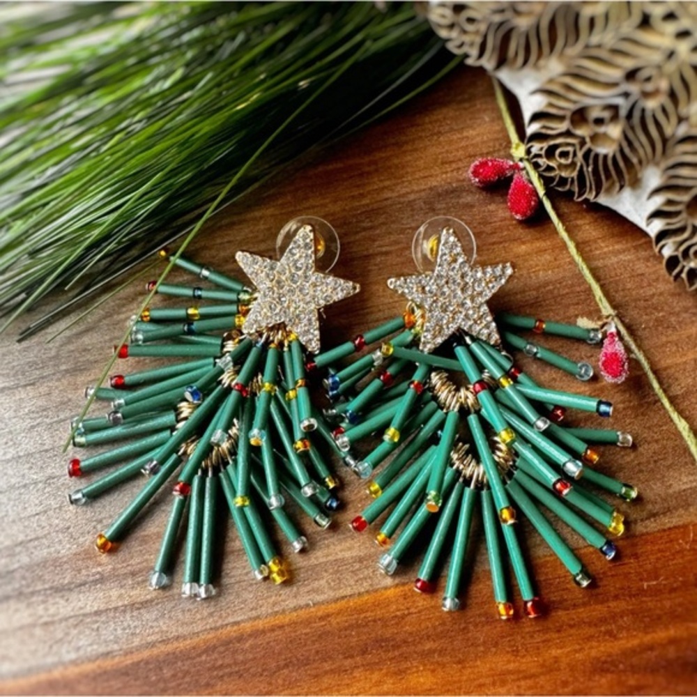 NEW Holiday Lane Christmas Star Earrings Xmas Tree Shooting Star